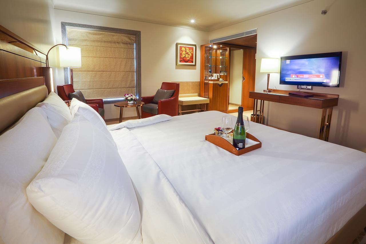 เดอะ กร็องเดอร์ บูทิก โฮเต็ล Hotel มุมไบ ภายนอก รูปภาพ