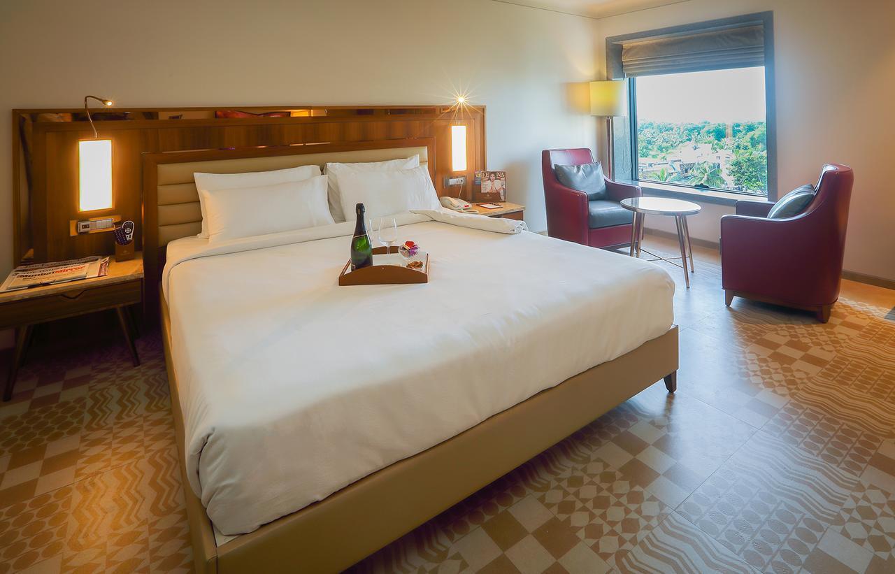 เดอะ กร็องเดอร์ บูทิก โฮเต็ล Hotel มุมไบ ภายนอก รูปภาพ