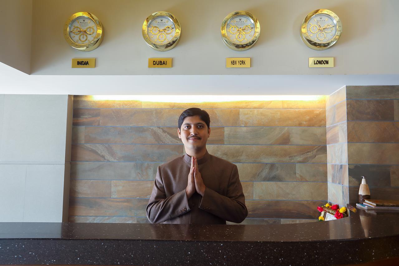 เดอะ กร็องเดอร์ บูทิก โฮเต็ล Hotel มุมไบ ภายนอก รูปภาพ